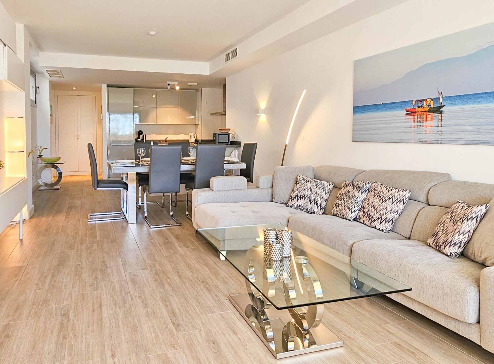 Luxury Ground Floor Apt - 300 M To Cabopino Golf Marbella Buitenkant foto
