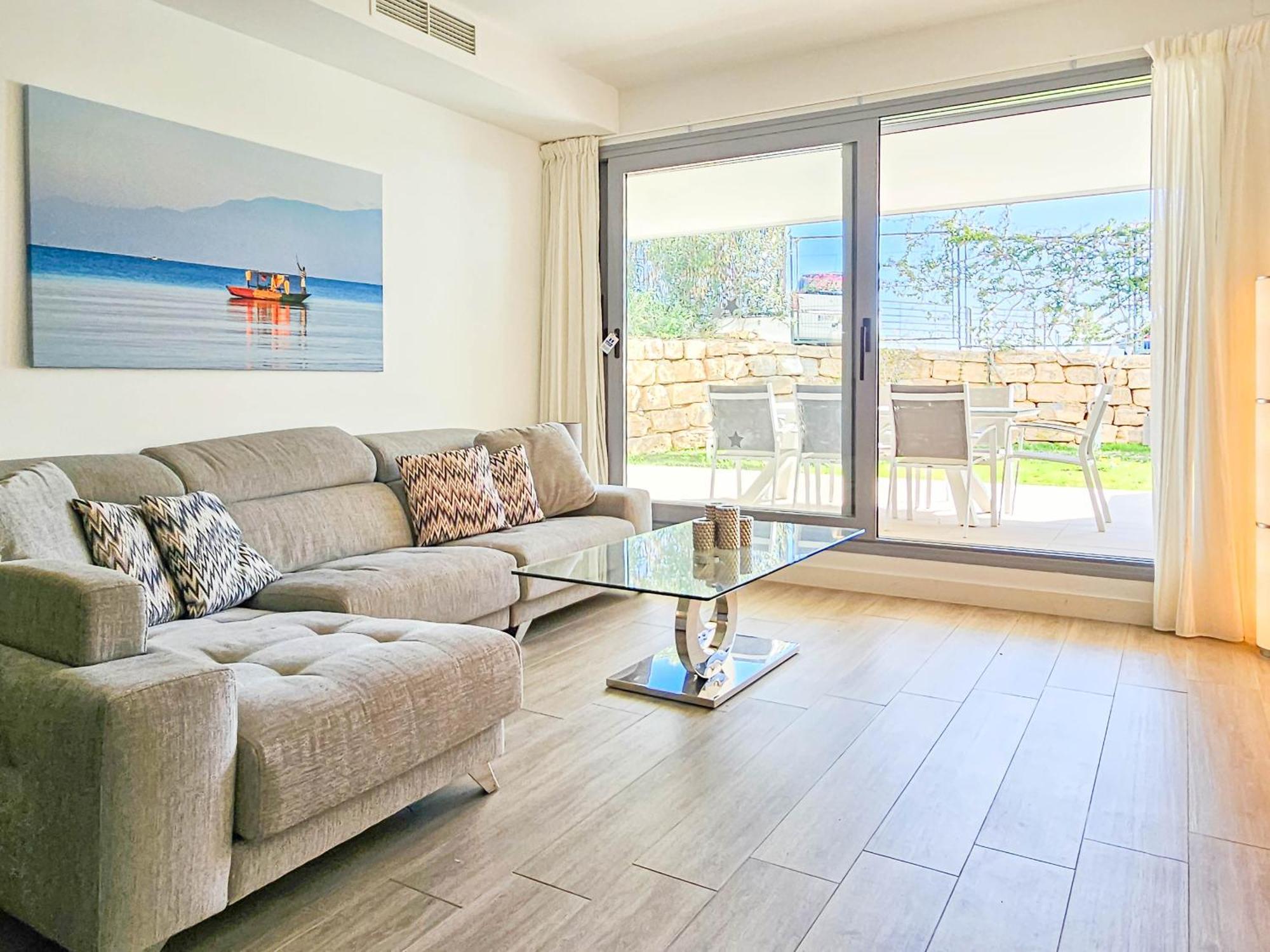 Luxury Ground Floor Apt - 300 M To Cabopino Golf Marbella Buitenkant foto