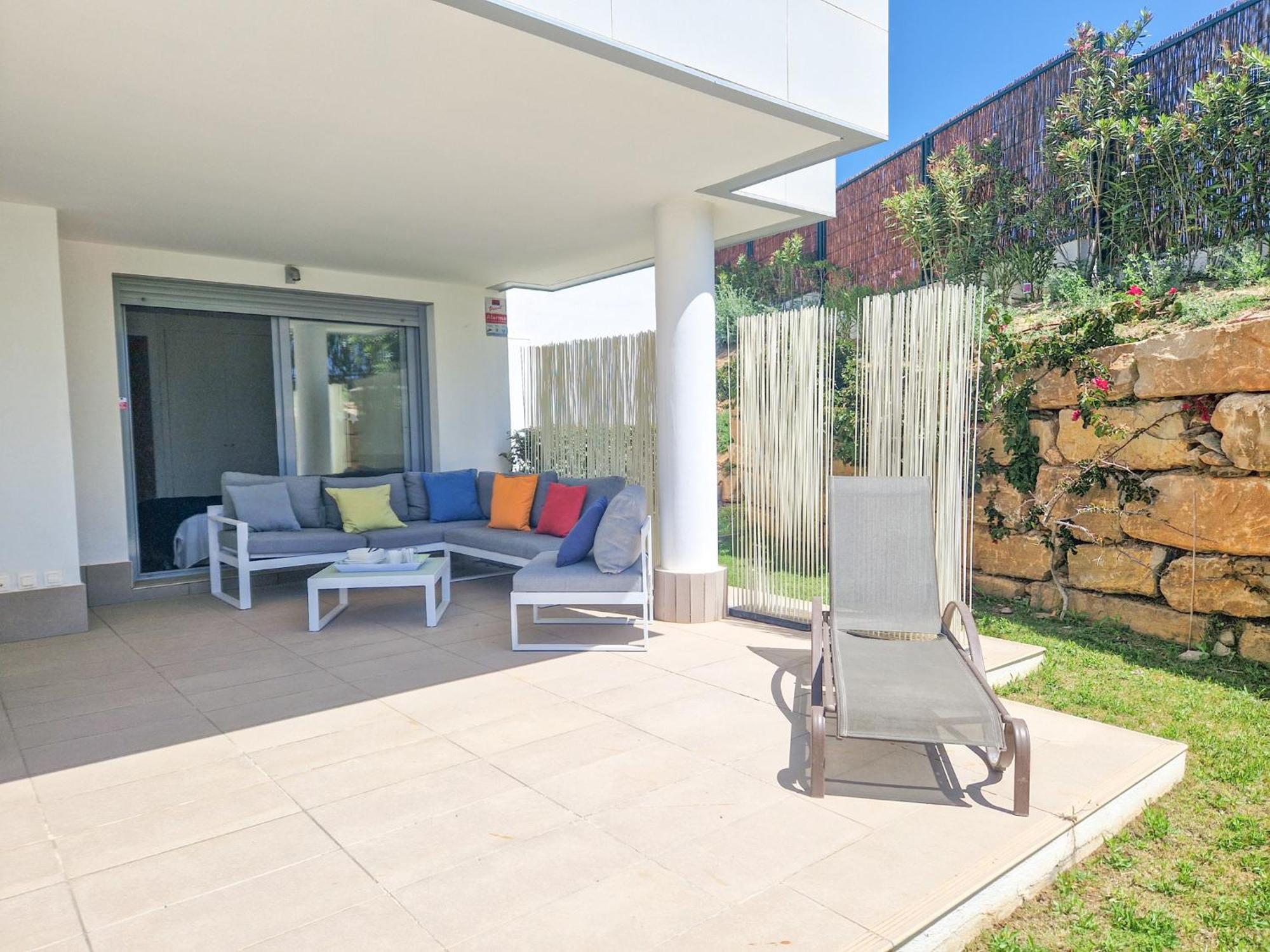 Luxury Ground Floor Apt - 300 M To Cabopino Golf Marbella Buitenkant foto
