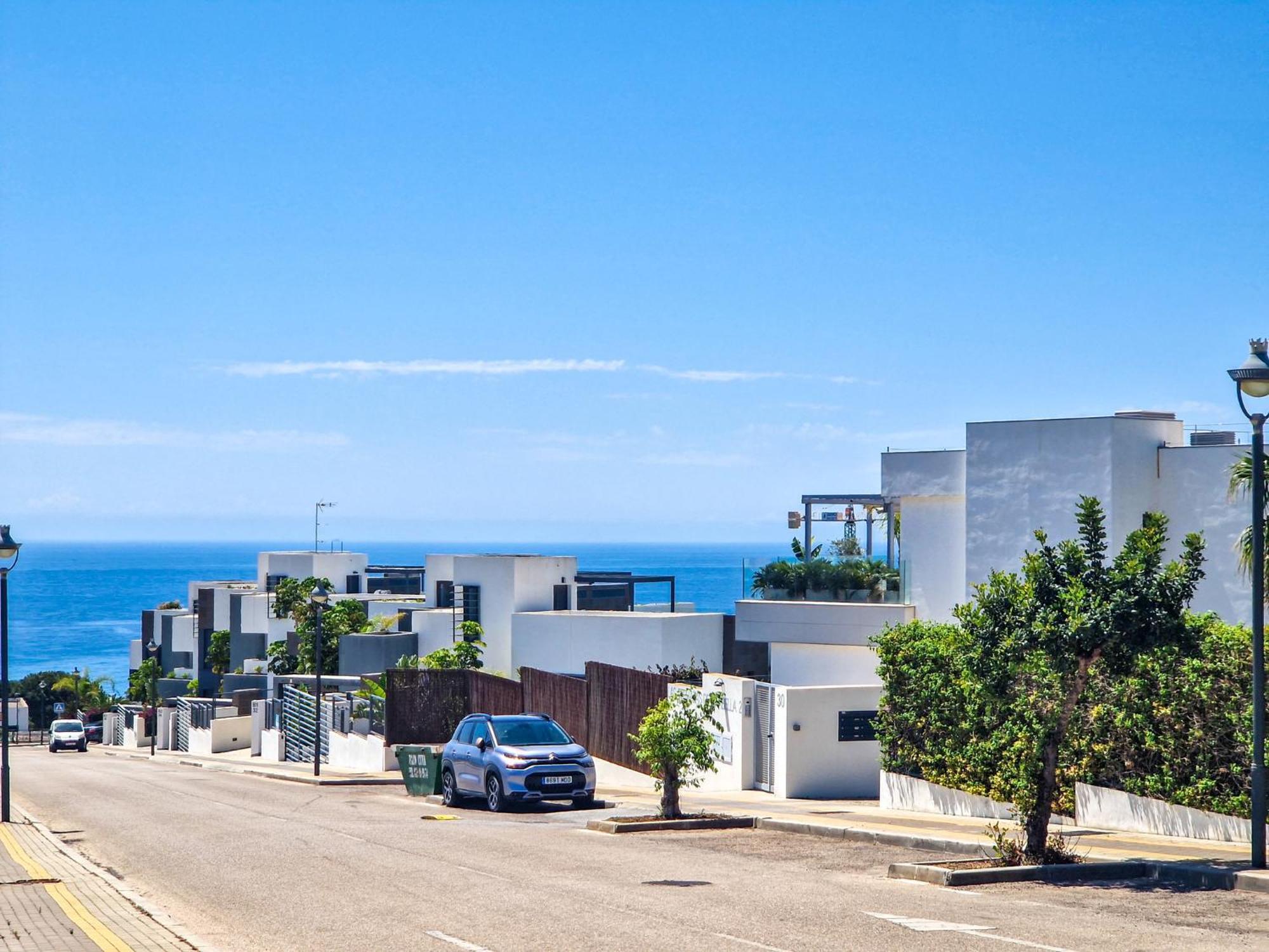Luxury Ground Floor Apt - 300 M To Cabopino Golf Marbella Buitenkant foto